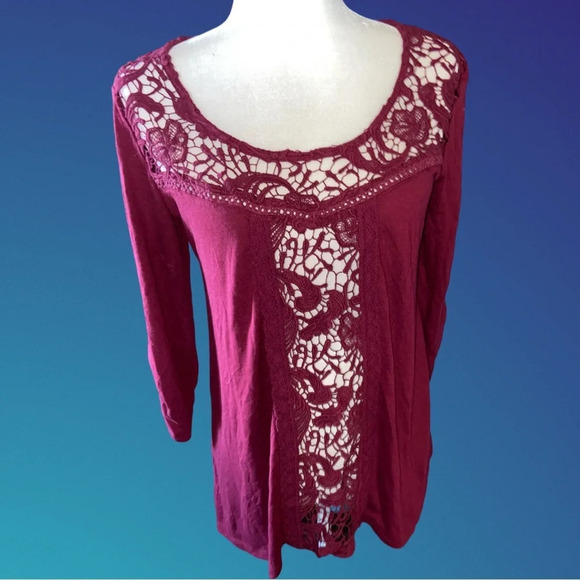 2000 Y2K Maurice’s Medium Burgundy Flowing Top with Lace - Picture 1 of 6
